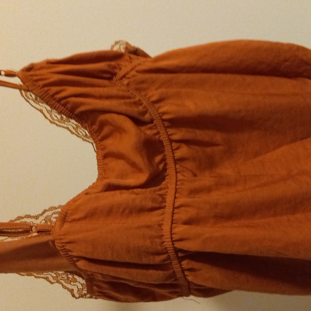 Pink Rose Rust Satin top NWT - Picture 5 of 5